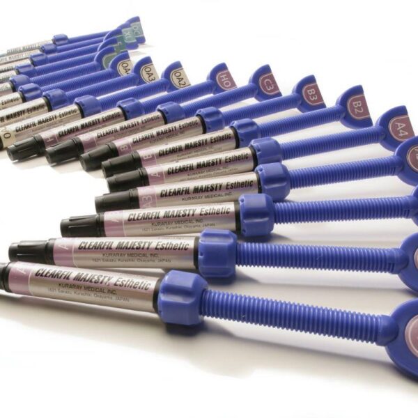 Kuraray Clearfil Majesty Esthetic Anterior Kompozit Refil